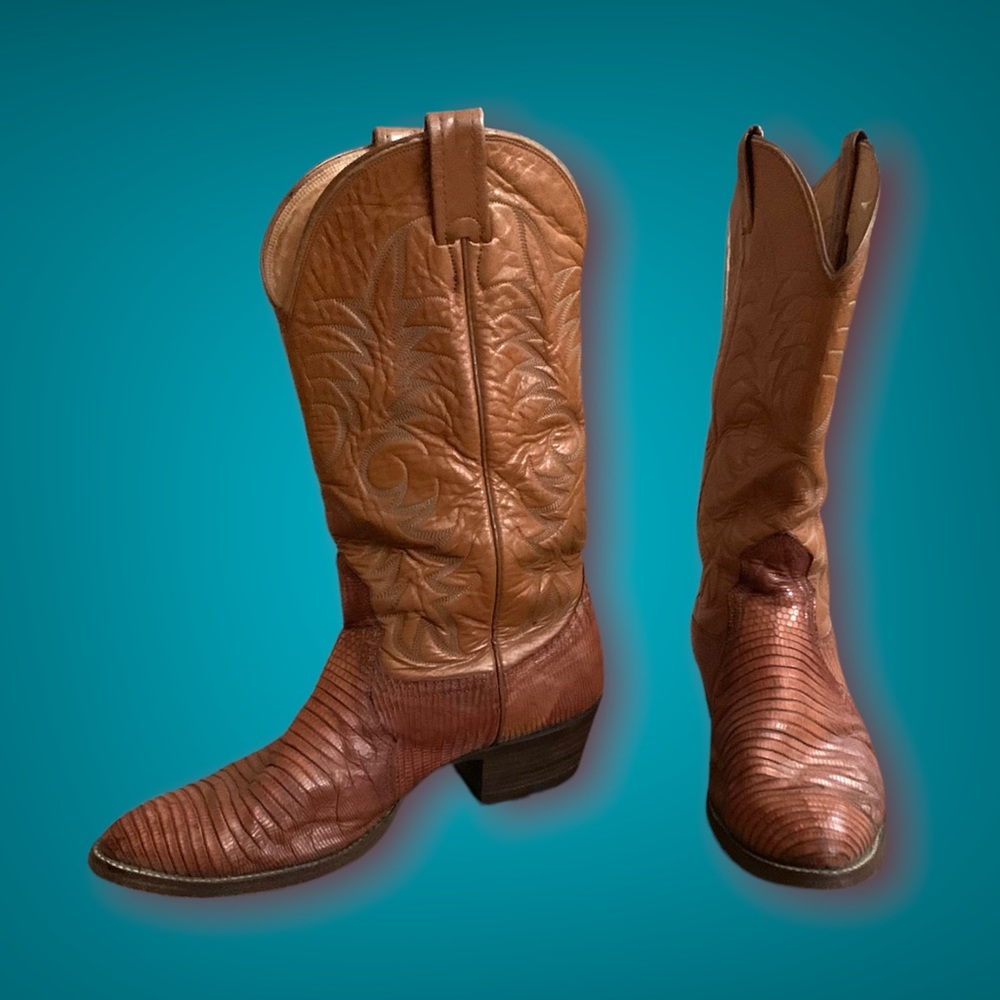 Nocona Vintage Lizard Leather Cowboy Boots (womans size 9 1/2)